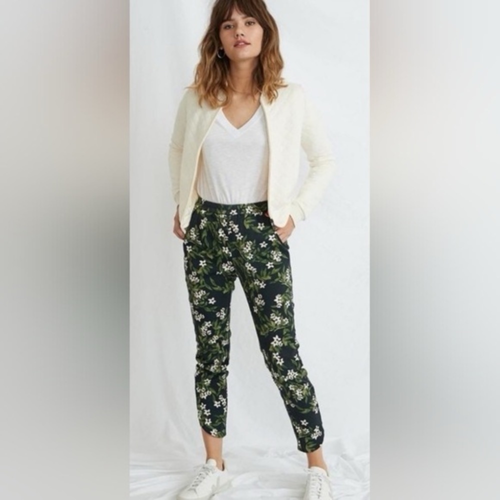 Marine Layer Floral Ankle Pants in Dark Green